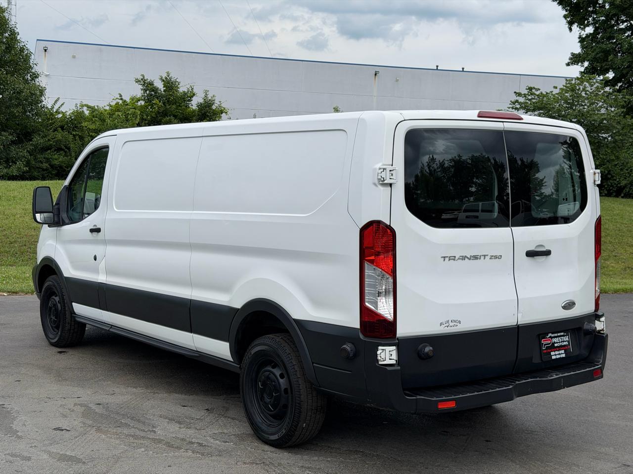 Ford Transit Cargo Van T-250 148" Low Rf 9000 GVWR Swing-Out RH Dr 2015