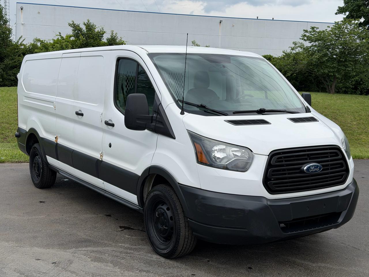 Ford Transit Cargo Van T-250 148" Low Rf 9000 GVWR Swing-Out RH Dr 2015