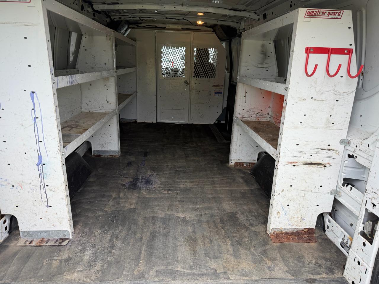 Ford Transit Cargo Van T-250 148" Low Rf 9000 GVWR Swing-Out RH Dr 2015