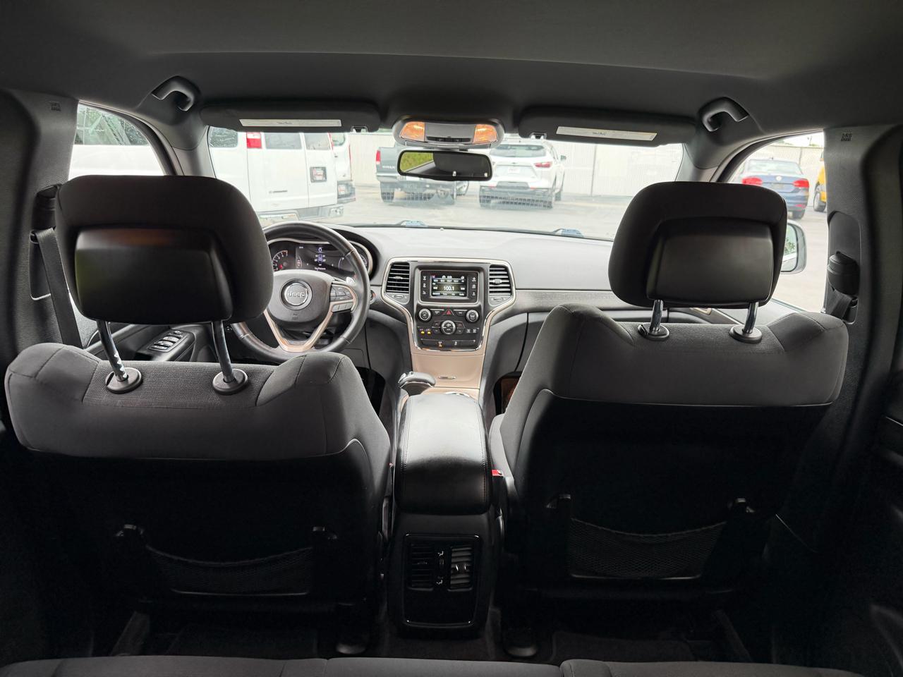 Jeep Grand Cherokee 4WD 4dr Laredo 2015