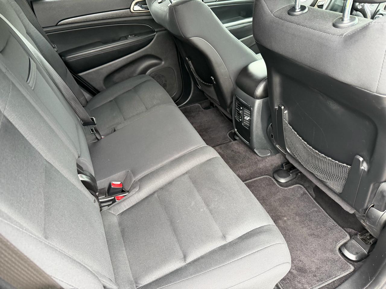 Jeep Grand Cherokee 4WD 4dr Laredo 2015