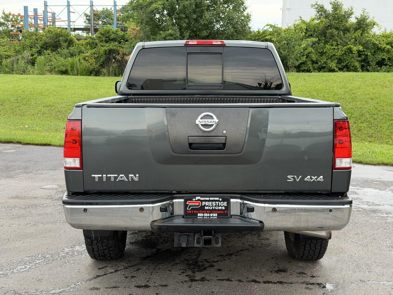Nissan Titan 4WD King Cab SWB SV 2012