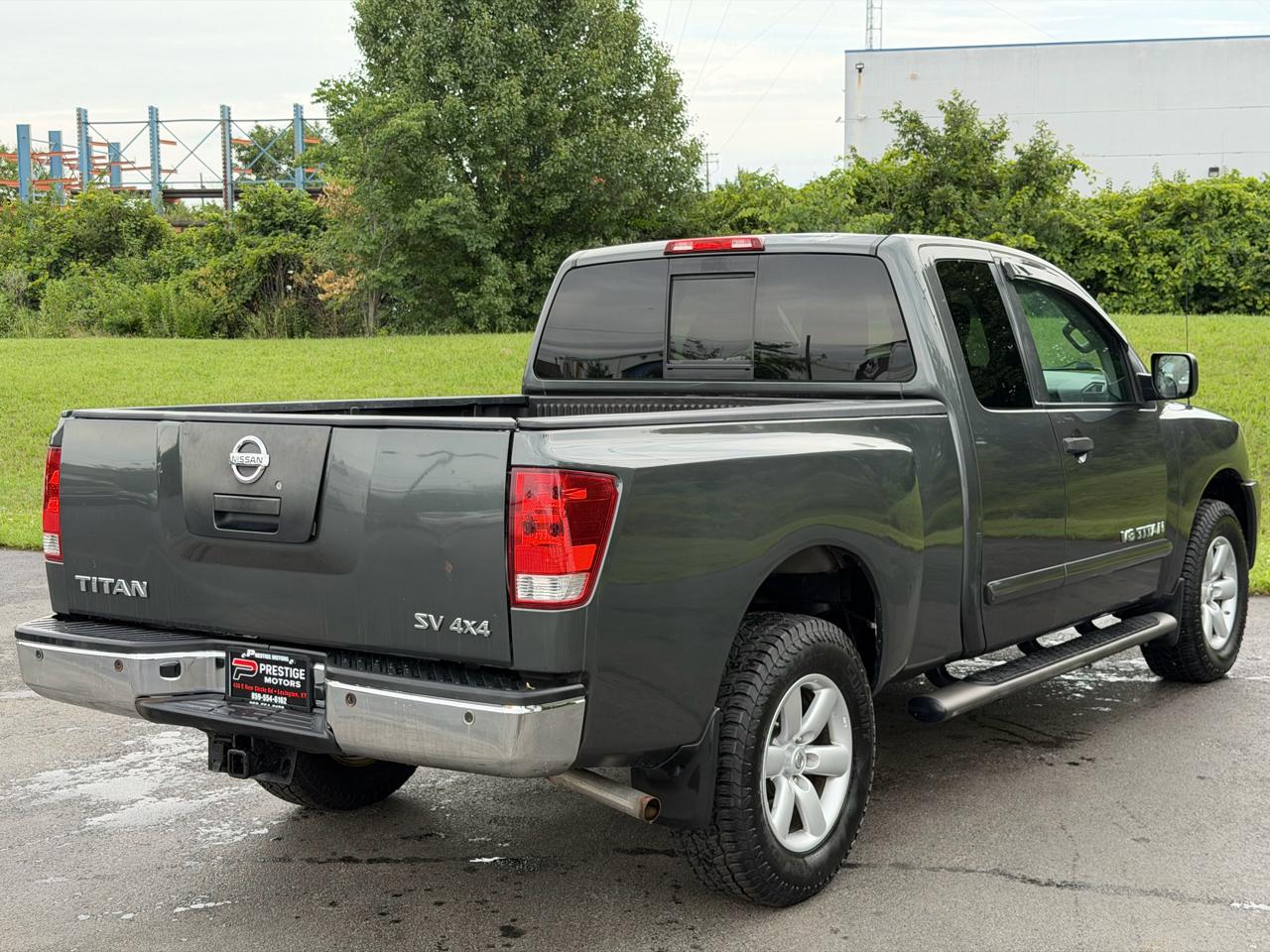 Nissan Titan 4WD King Cab SWB SV 2012