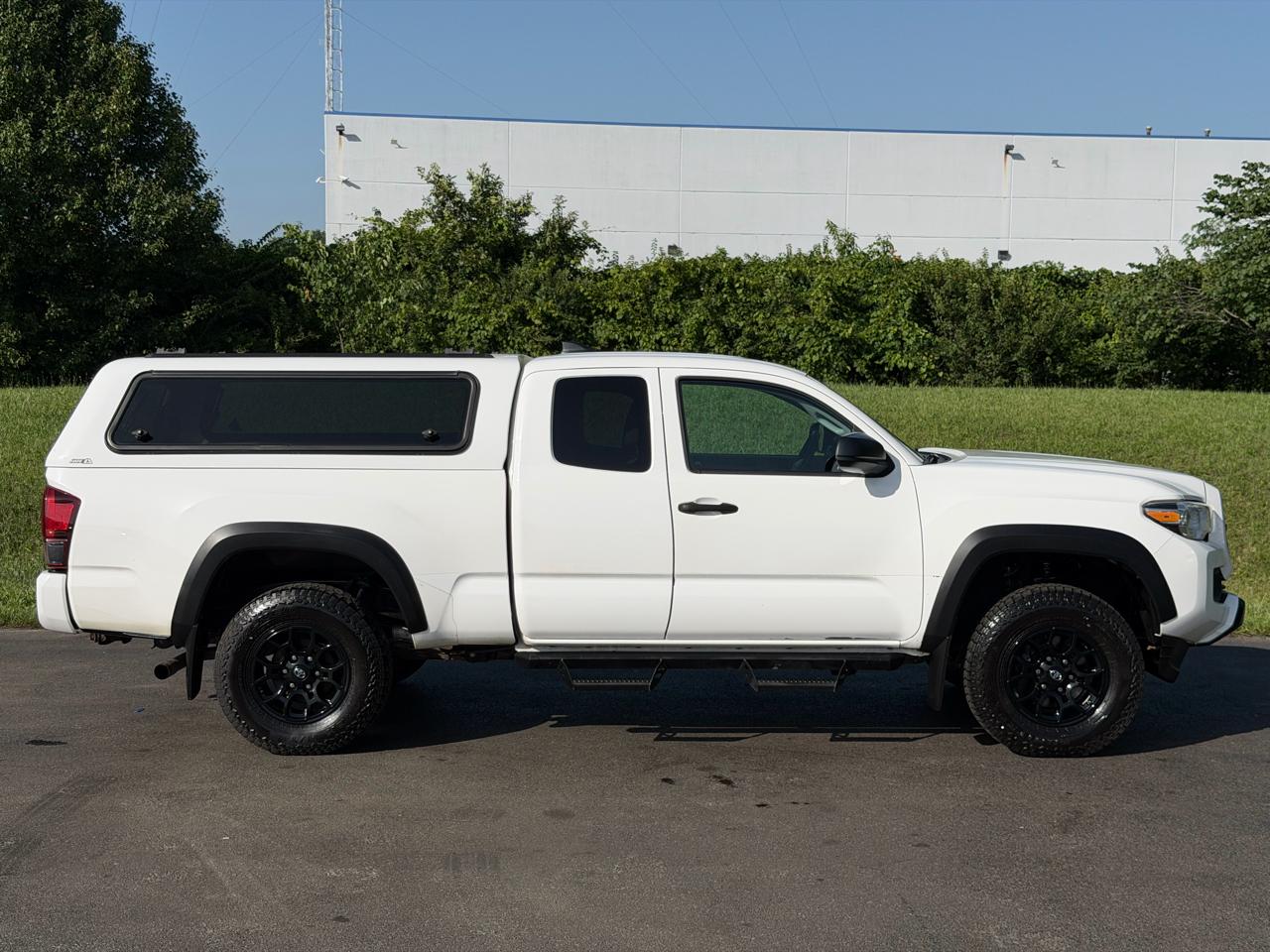 Toyota Tacoma 4WD TRD Off Road Access Cab 6' Bed V6 AT (Natl) 2019