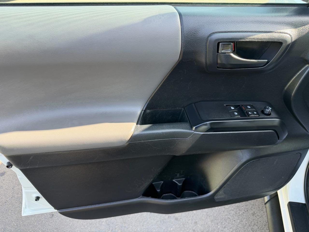 Toyota Tacoma 4WD TRD Off Road Access Cab 6' Bed V6 AT (Natl) 2019