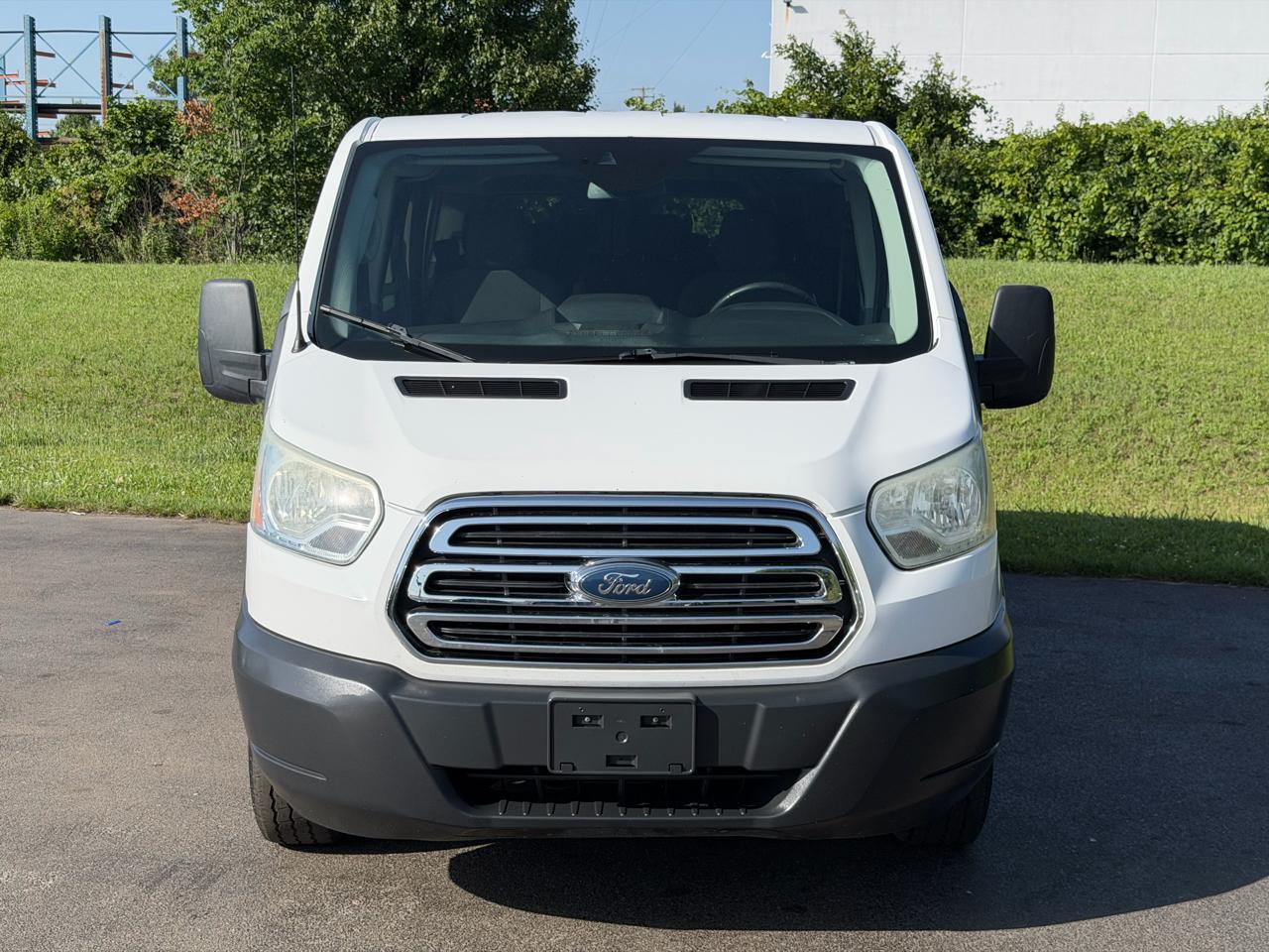 Ford Transit Wagon T-350 148" Low Roof XLT Swing-Out RH Dr 2016