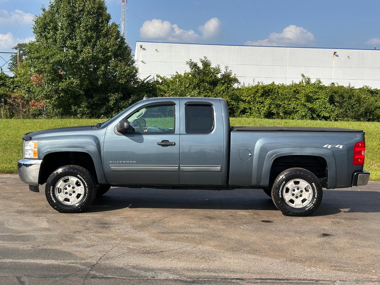 Chevrolet Silverado 1500 4WD Ext Cab 143.5" LT 2013