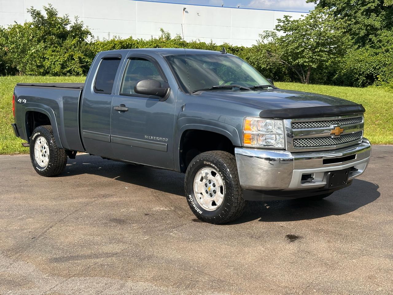Chevrolet Silverado 1500 4WD Ext Cab 143.5" LT 2013