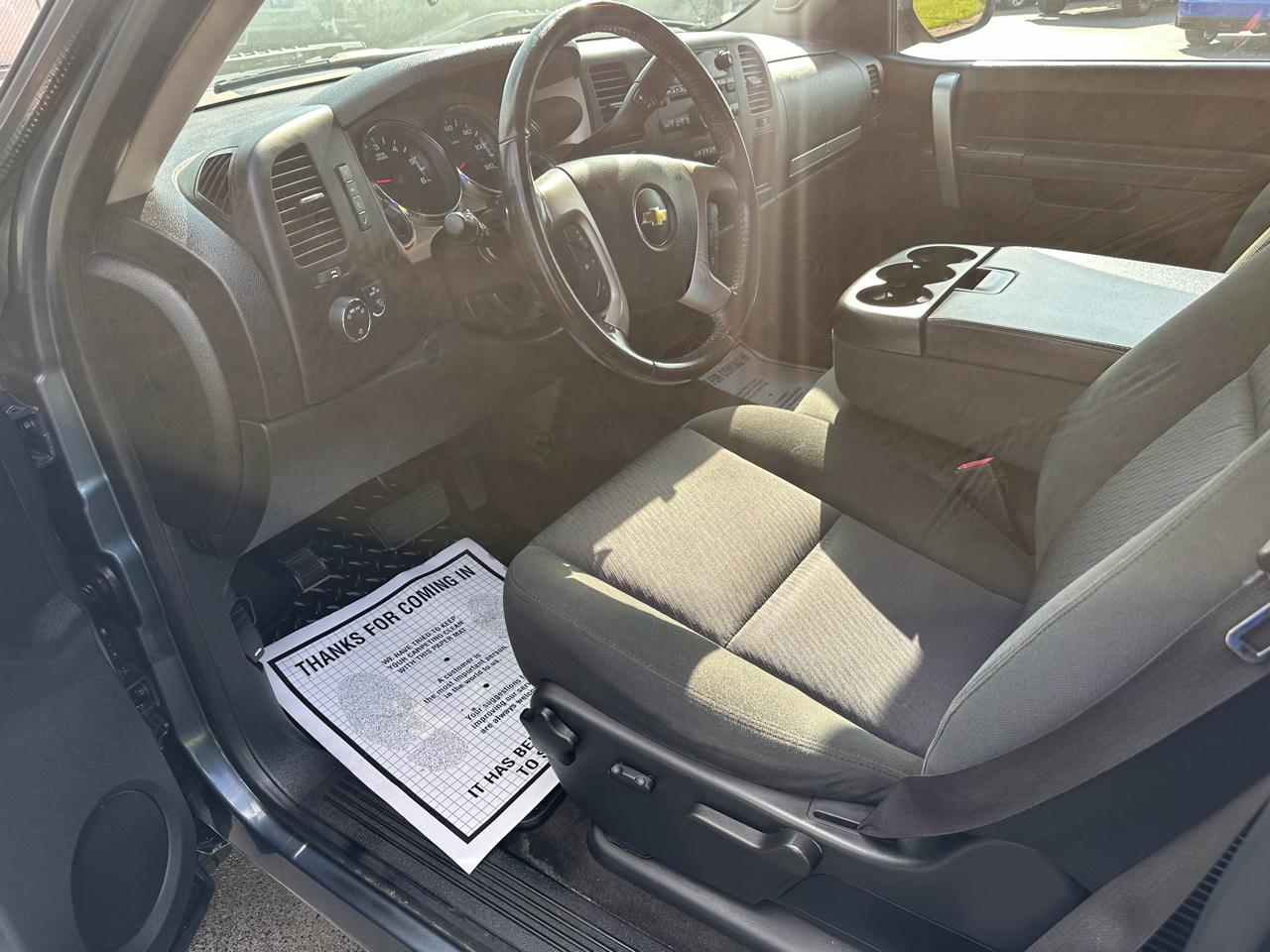 Chevrolet Silverado 1500 4WD Ext Cab 143.5" LT 2013
