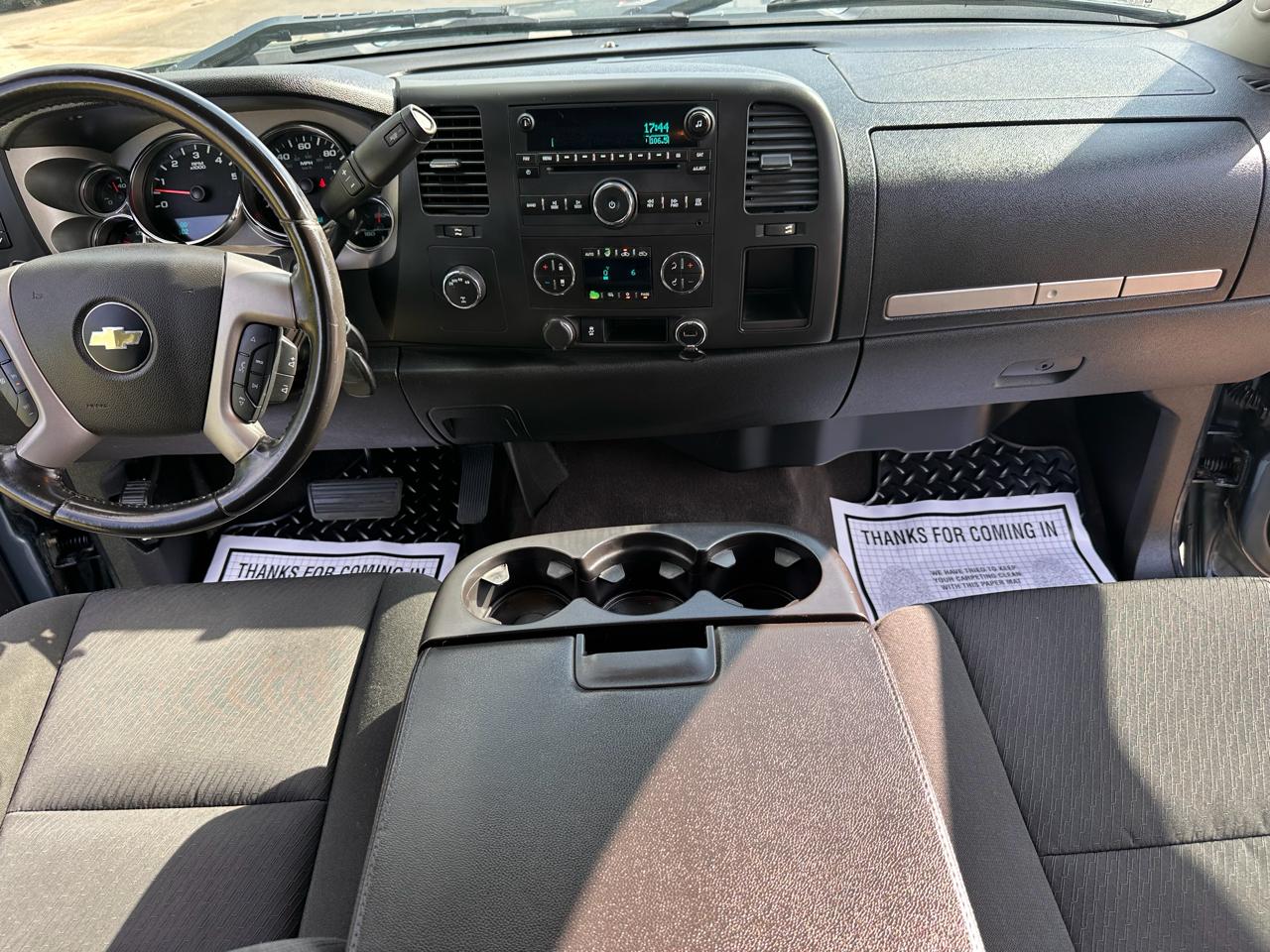 Chevrolet Silverado 1500 4WD Ext Cab 143.5" LT 2013