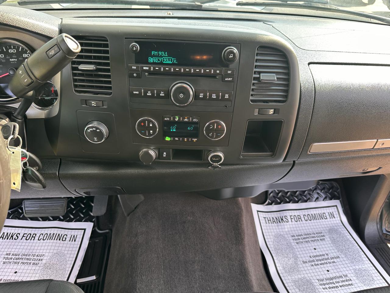 Chevrolet Silverado 1500 4WD Ext Cab 143.5" LT 2013