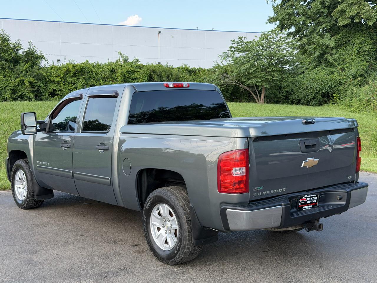 Chevrolet Silverado 1500 4WD Crew Cab 143.5" LS 2011