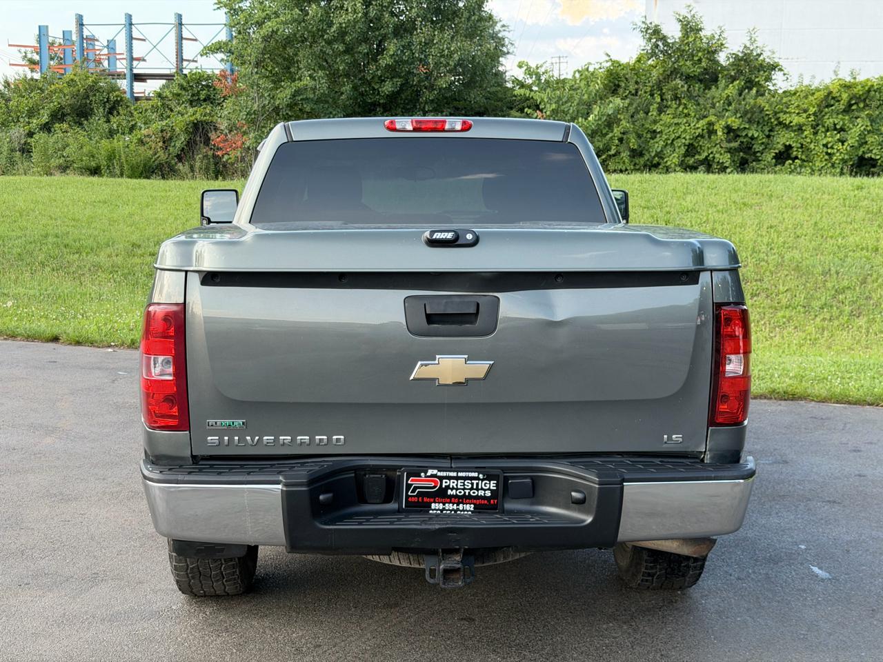 Chevrolet Silverado 1500 4WD Crew Cab 143.5" LS 2011
