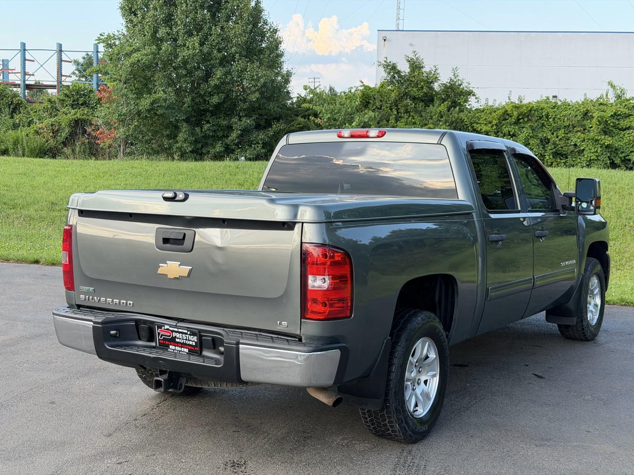 Chevrolet Silverado 1500 4WD Crew Cab 143.5" LS 2011