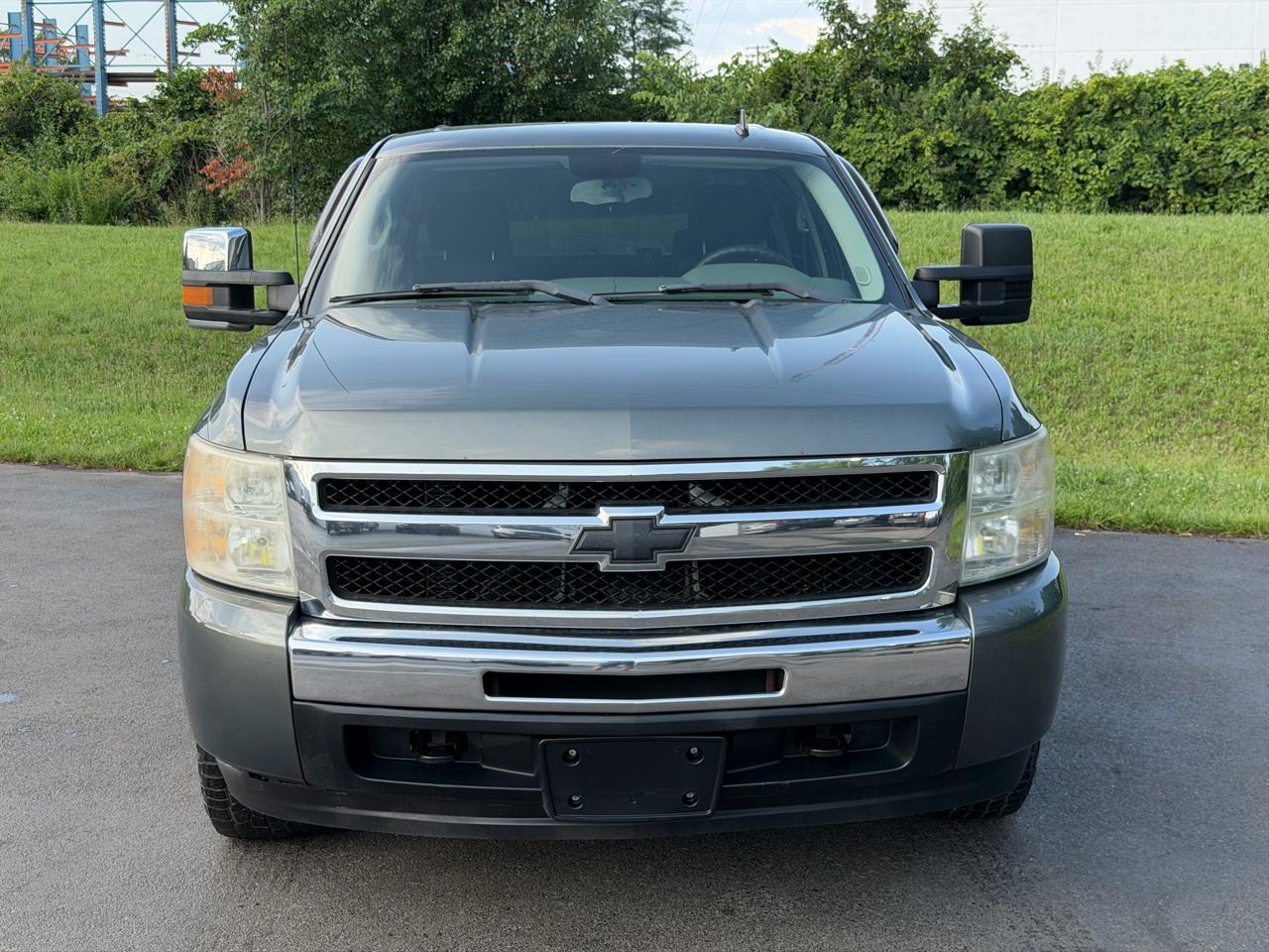 Chevrolet Silverado 1500 4WD Crew Cab 143.5" LS 2011