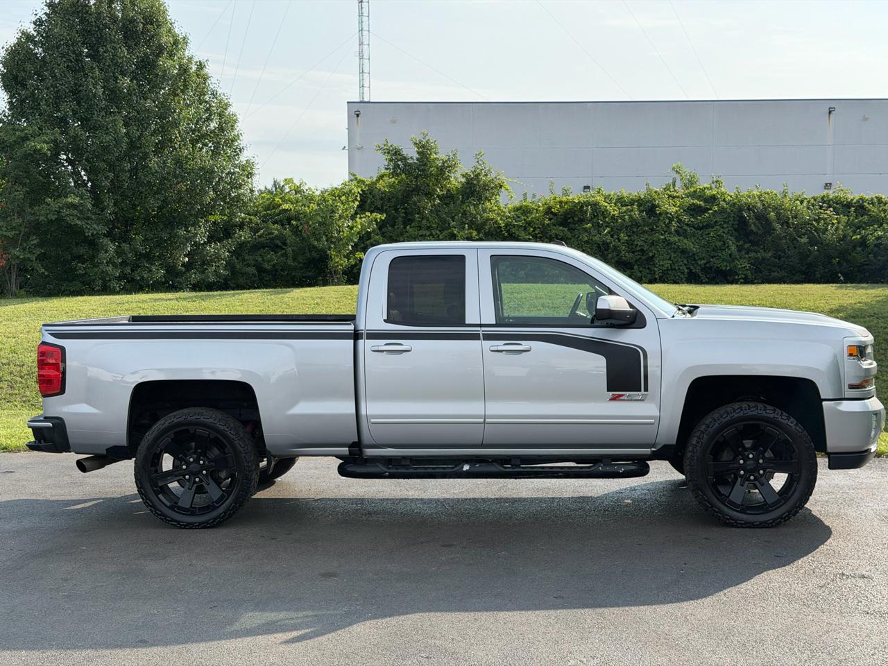 Chevrolet Silverado 1500 4WD Double Cab 143.5" LT w/2LT 2016