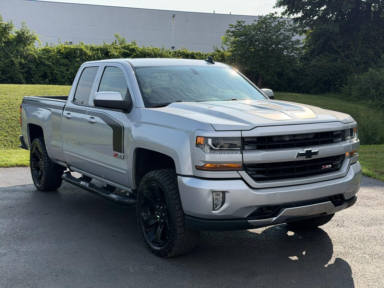 Chevrolet Silverado 1500 4WD Double Cab 143.5" LT w/2LT 2016