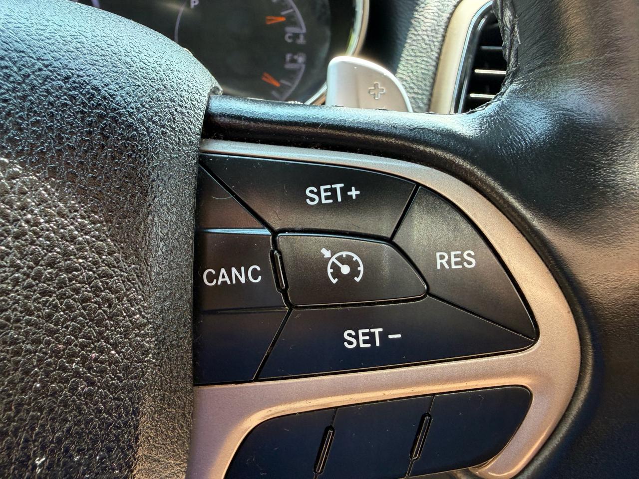 Jeep Grand Cherokee 4WD 4dr Laredo 2016