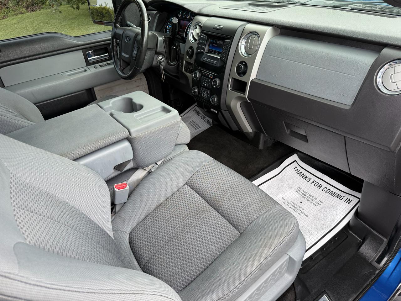 Ford F-150 4WD SuperCrew 145" Platinum 2013