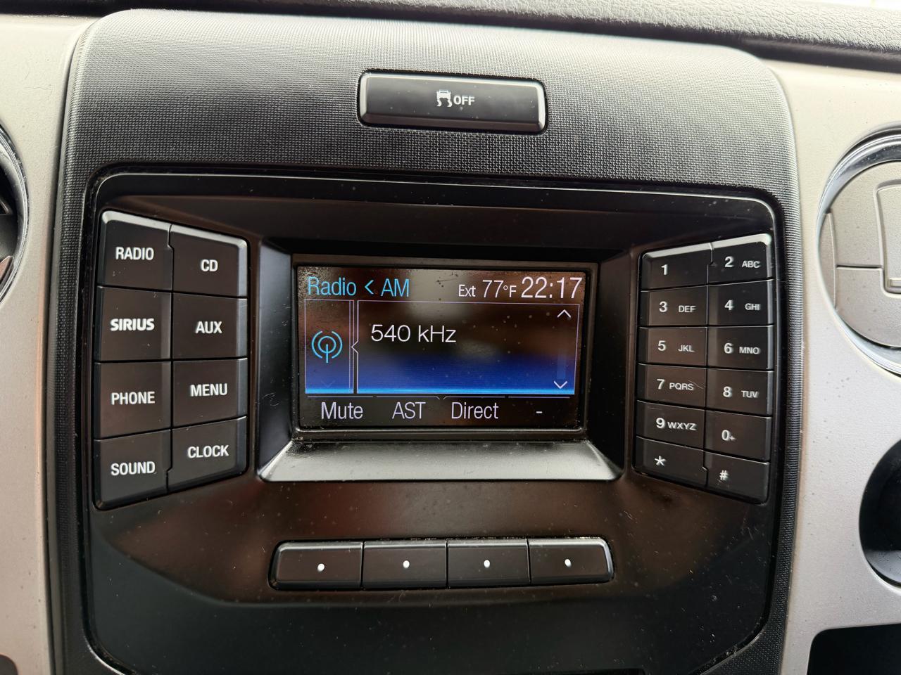 Ford F-150 4WD SuperCrew 145" Platinum 2013
