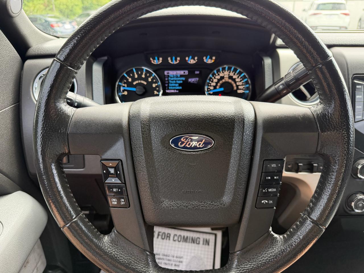 Ford F-150 4WD SuperCrew 145" Platinum 2013