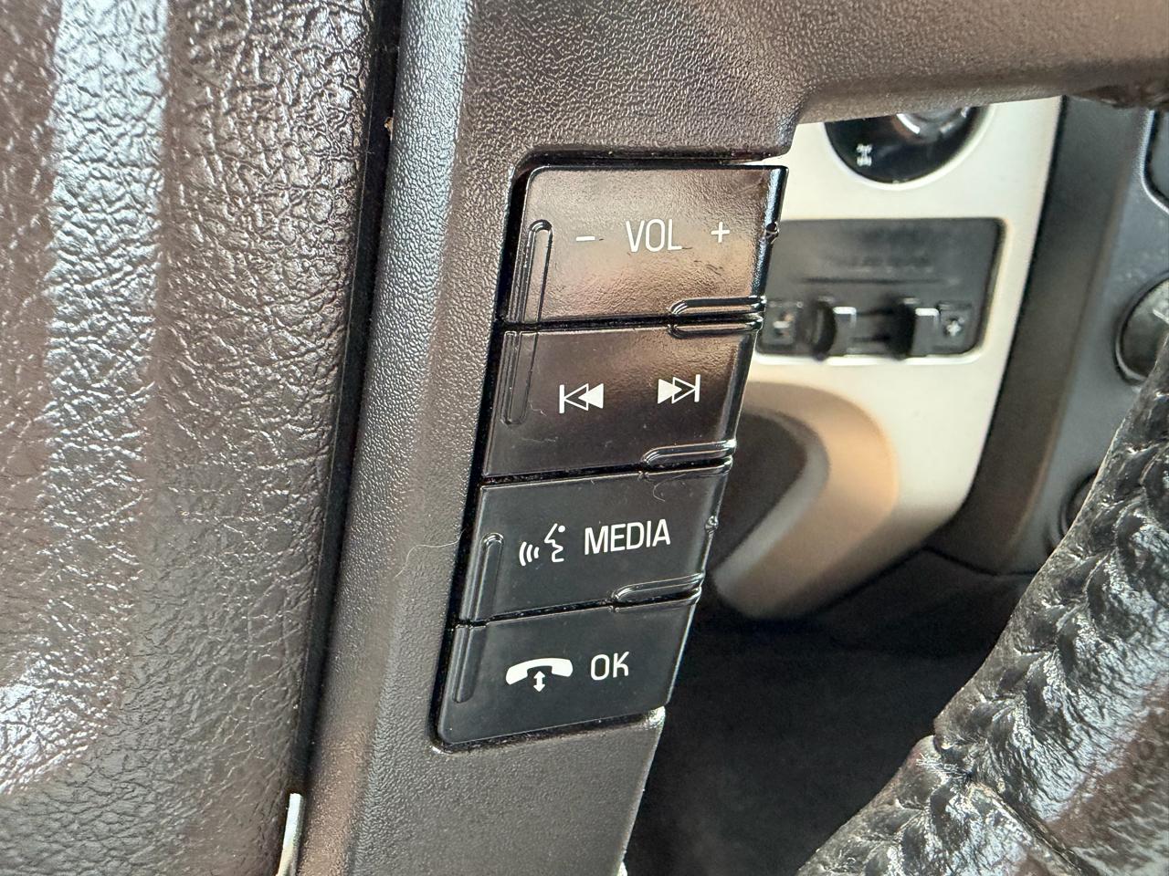 Ford F-150 4WD SuperCrew 145" Platinum 2013