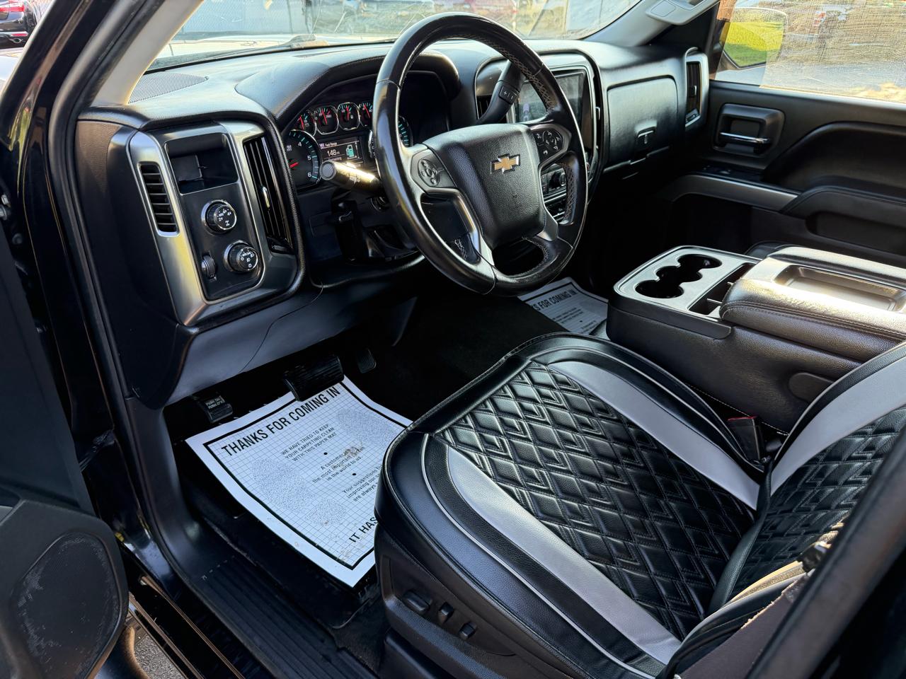 Chevrolet Silverado 1500 4WD Crew Cab 143.5" LT w/1LT 2015