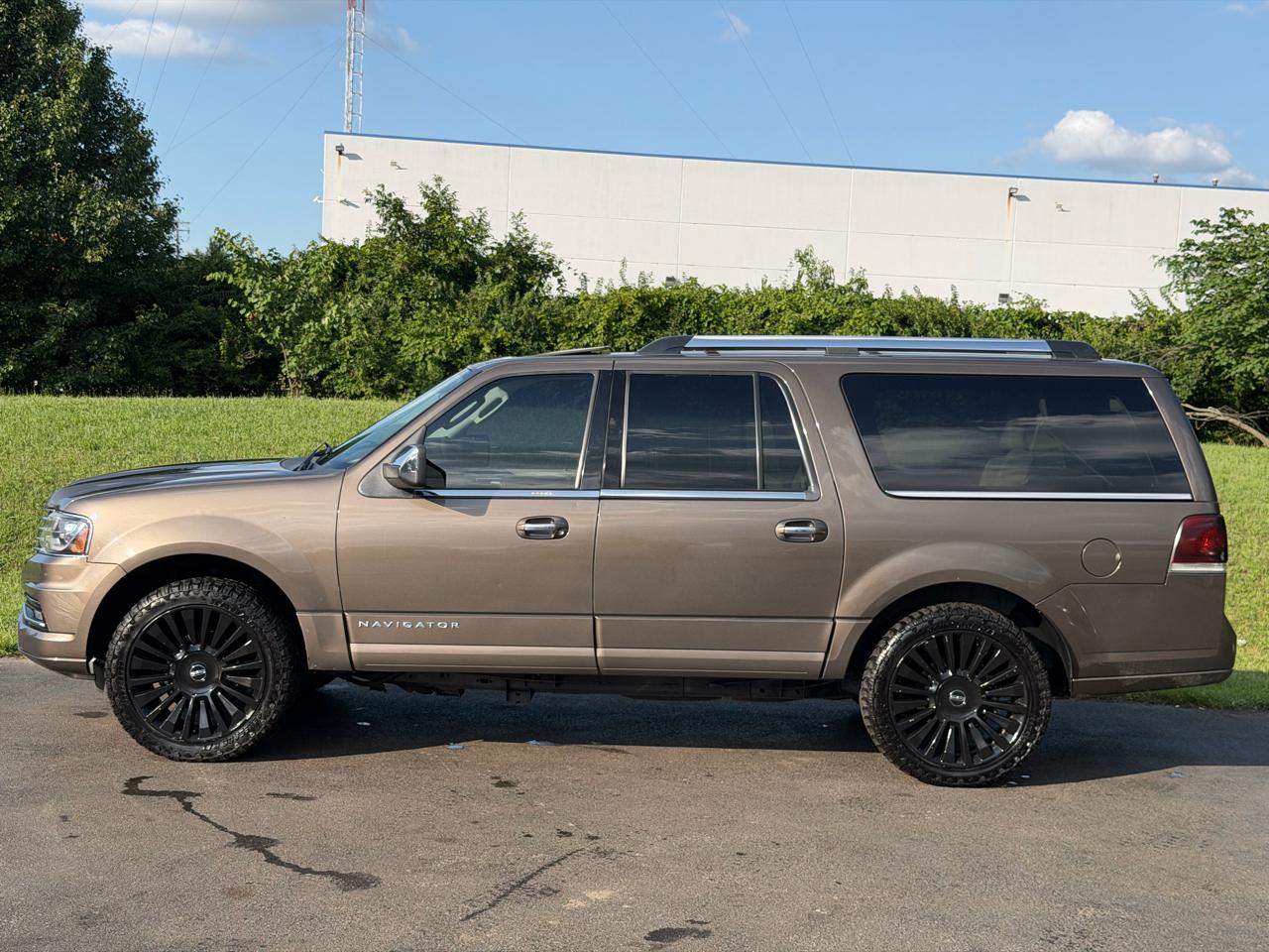 Lincoln Navigator L 4WD 4dr 2015