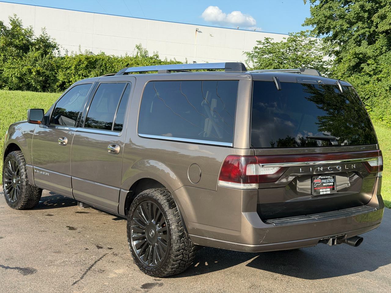 Lincoln Navigator L 4WD 4dr 2015