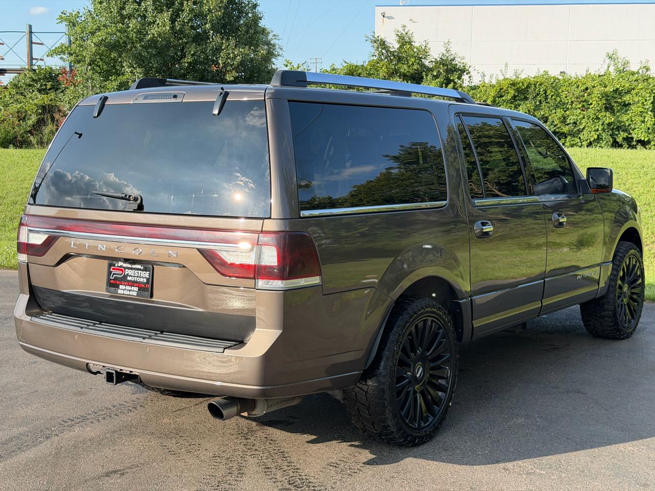 Lincoln Navigator L 4WD 4dr 2015