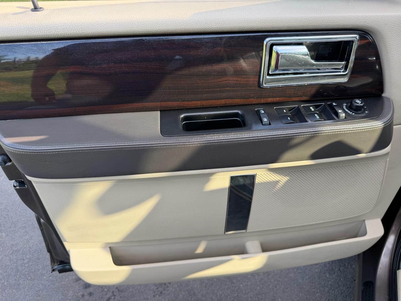 Lincoln Navigator L 4WD 4dr 2015