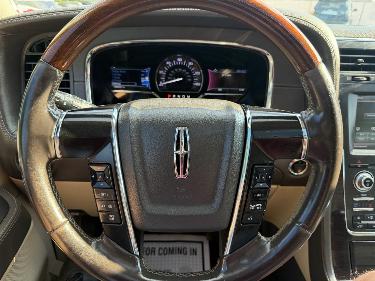 Lincoln Navigator L 4WD 4dr 2015