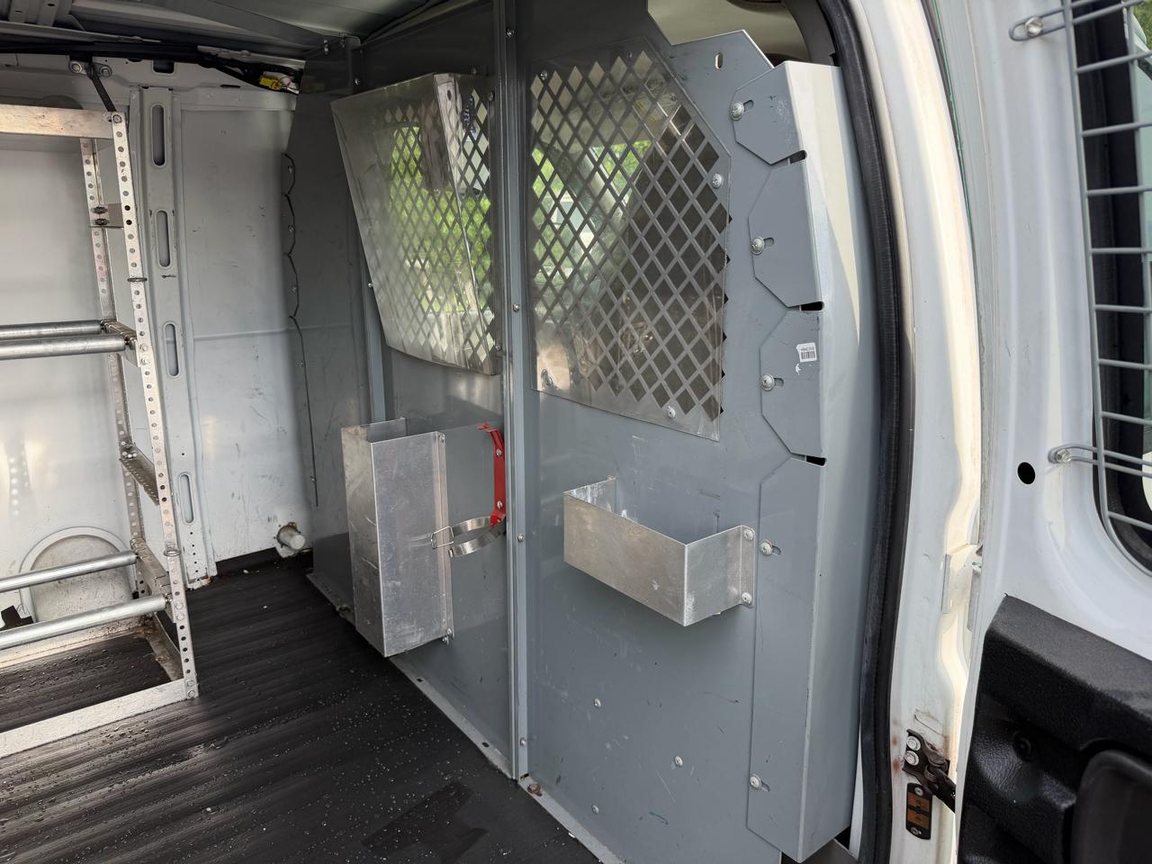 Chevrolet Express Cargo Van RWD 1500 135" 2013