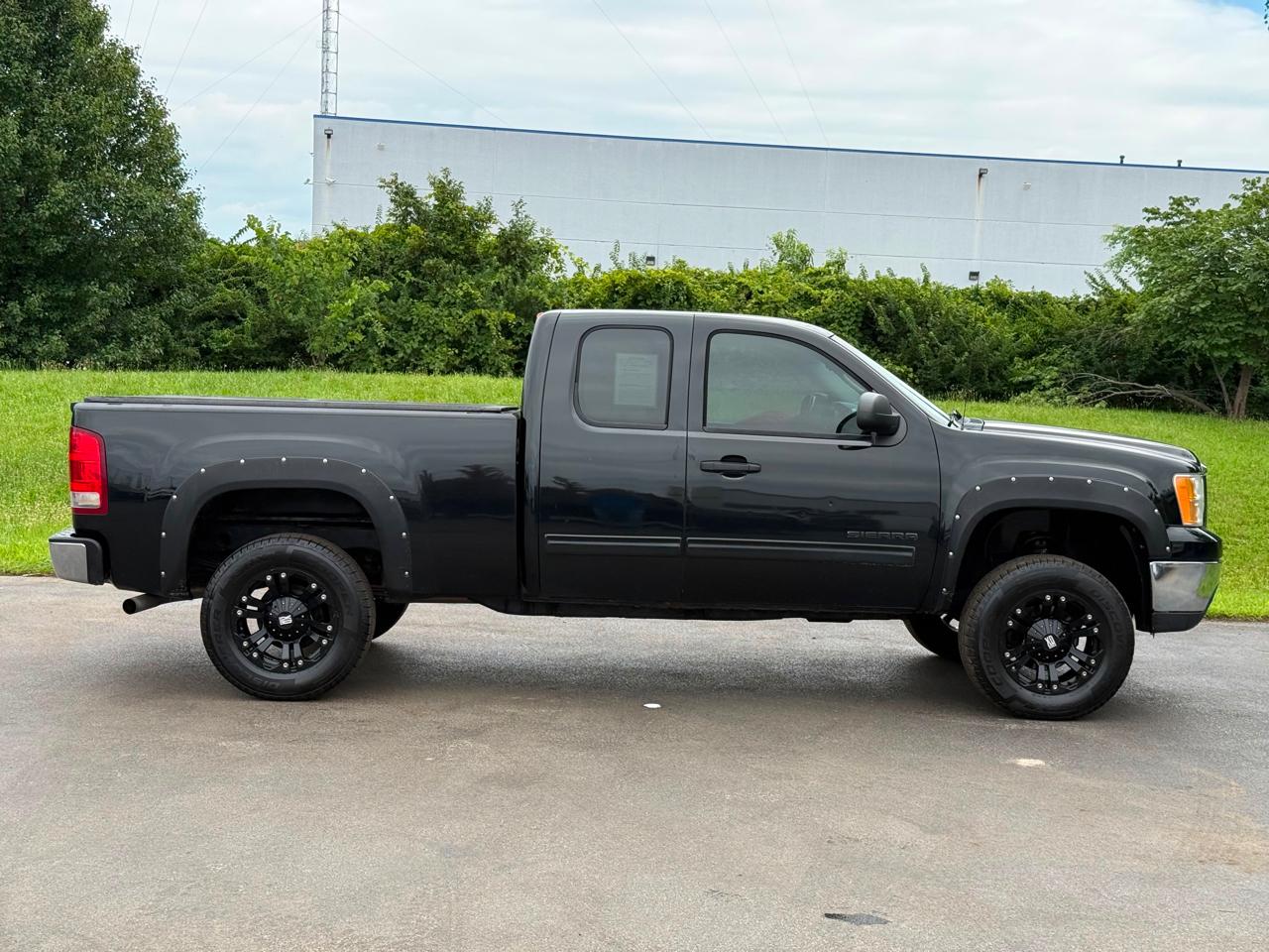 GMC Sierra 1500 4WD Ext Cab 143.5" SLE 2013