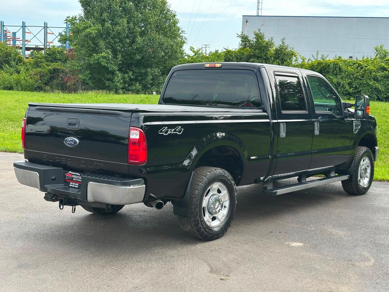Ford Super Duty F-250 SRW XL 4WD Crew Cab 6.75' Box 2010