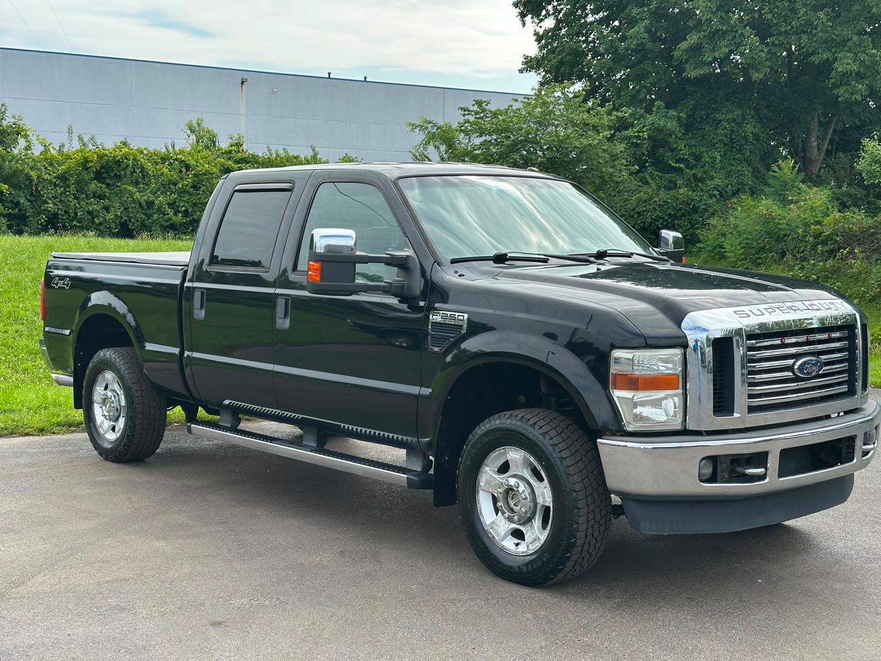 Ford Super Duty F-250 SRW XL 4WD Crew Cab 6.75' Box 2010