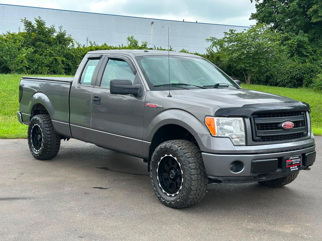 Ford F-150 STX SuperCab 5.5-ft Box 4WD 2013