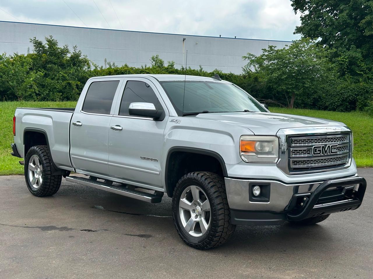 GMC Sierra 1500 4WD Crew Cab 153.0" SLE 2015