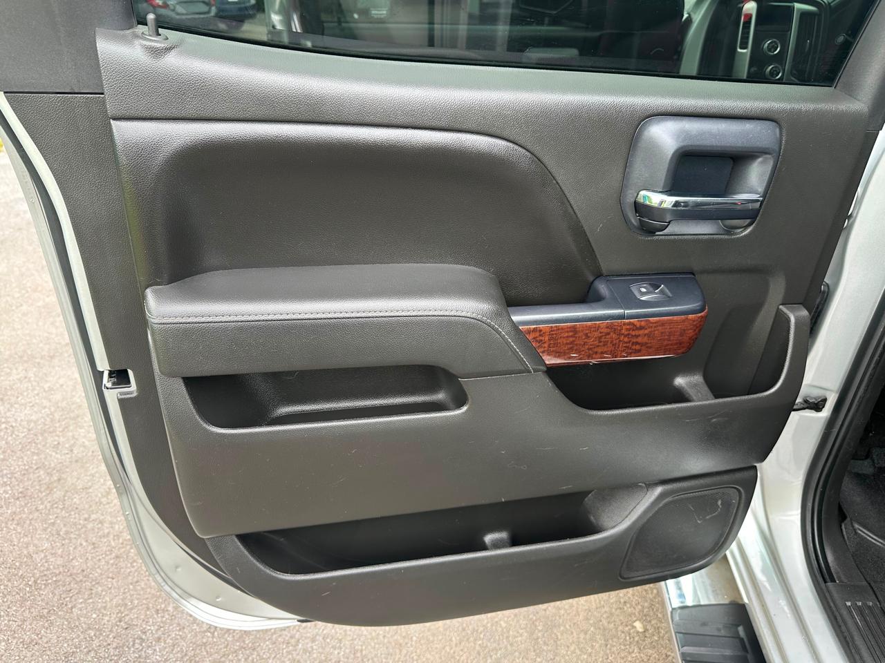 GMC Sierra 1500 4WD Crew Cab 153.0" SLE 2015