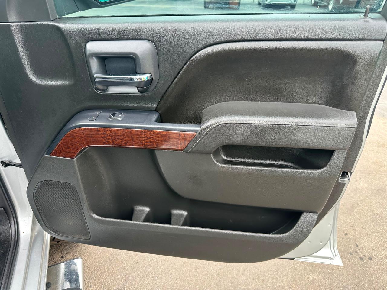 GMC Sierra 1500 4WD Crew Cab 153.0" SLE 2015