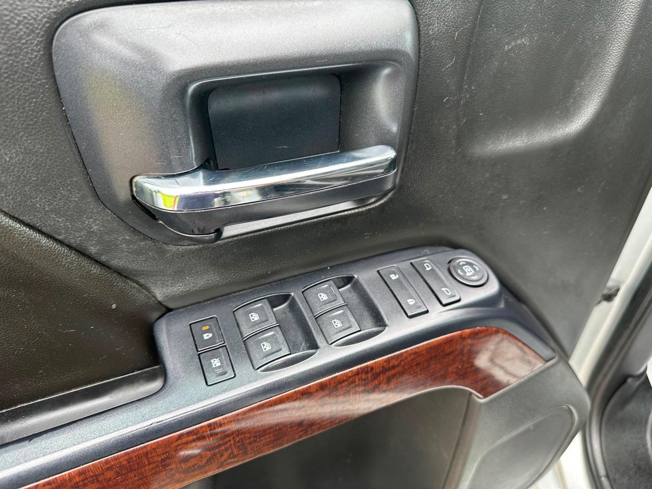 GMC Sierra 1500 4WD Crew Cab 153.0" SLE 2015