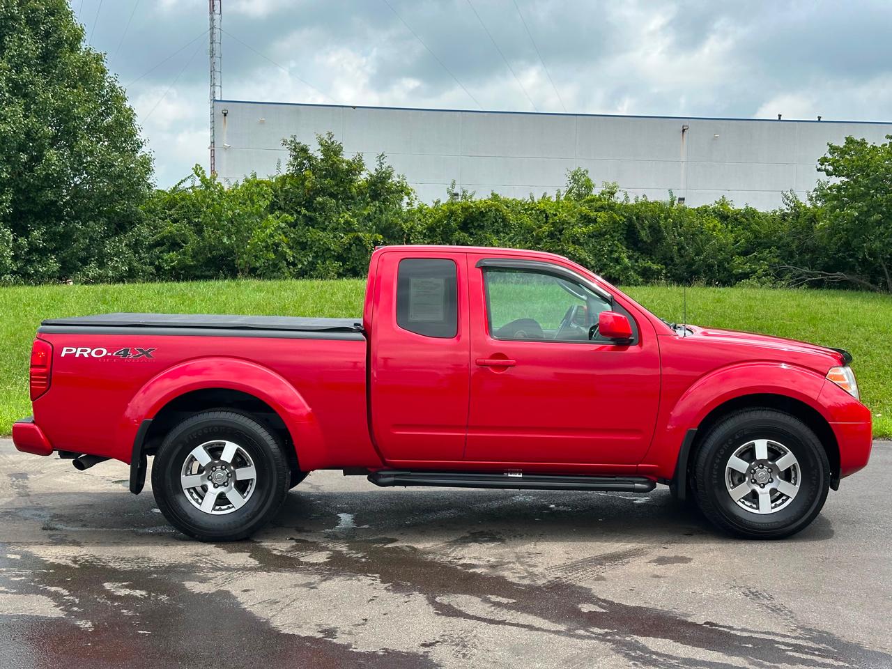 Nissan Frontier 4WD King Cab Auto PRO-4X 2009