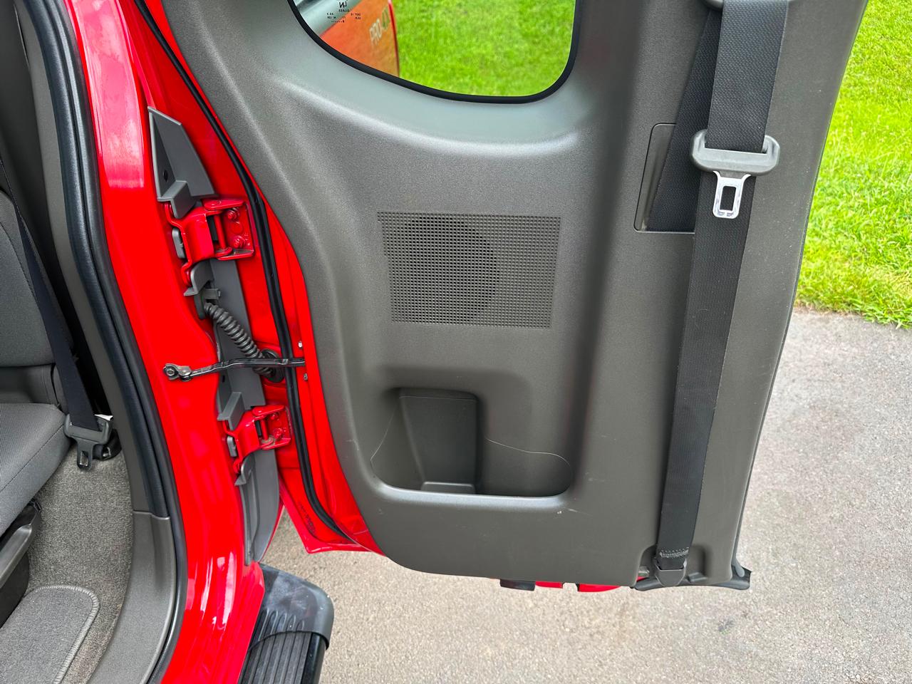 Nissan Frontier 4WD King Cab Auto PRO-4X 2009