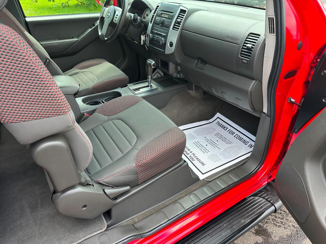 Nissan Frontier 4WD King Cab Auto PRO-4X 2009