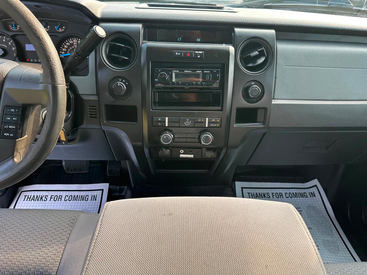 Ford F-150 4WD SuperCrew 145" Platinum 2014