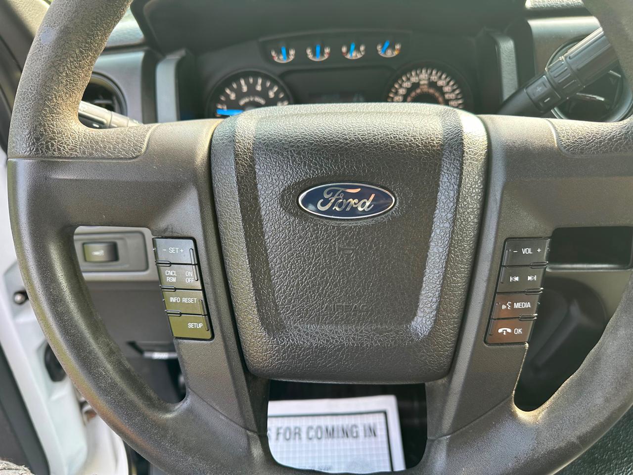 Ford F-150 4WD SuperCrew 145" Platinum 2014