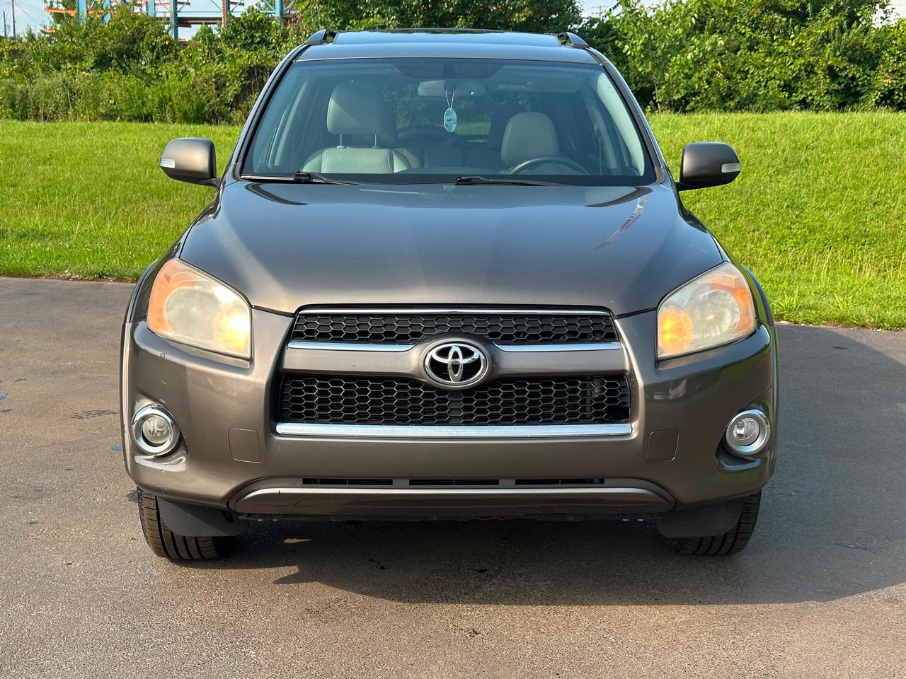 Toyota RAV4 4WD 4dr I4 Limited (Natl) 2012