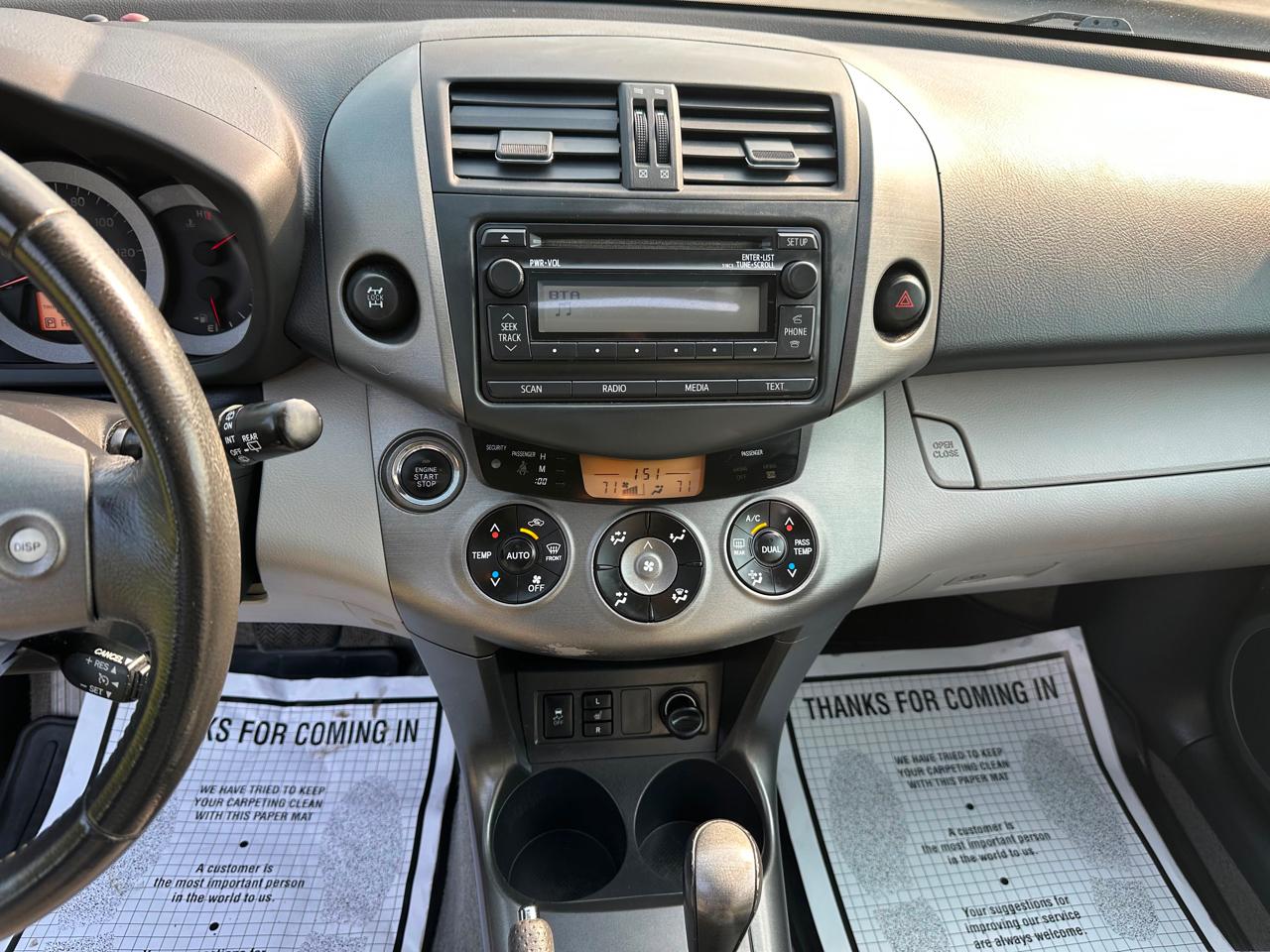 Toyota RAV4 4WD 4dr I4 Limited (Natl) 2012