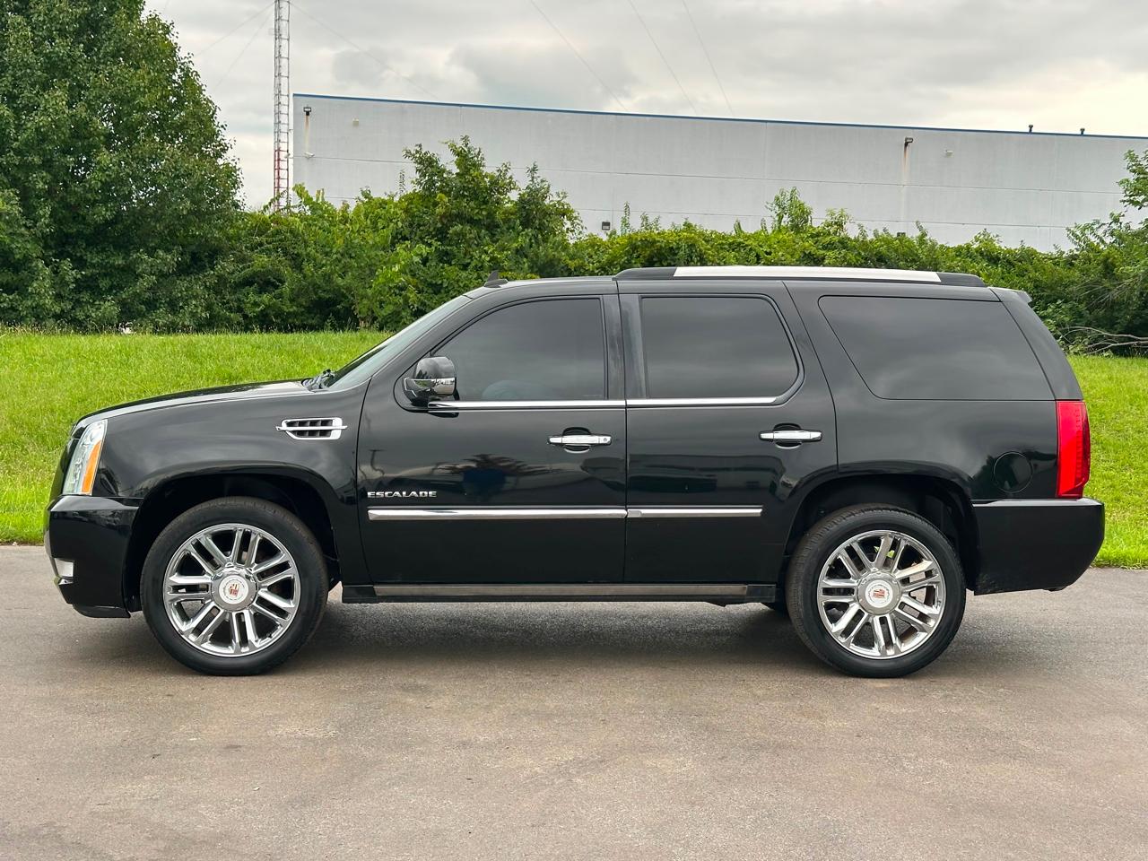 Cadillac Escalade AWD 4dr Platinum Edition 2013