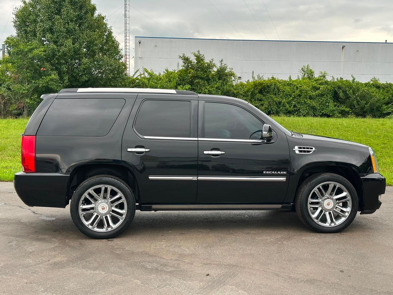 Cadillac Escalade AWD 4dr Platinum Edition 2013